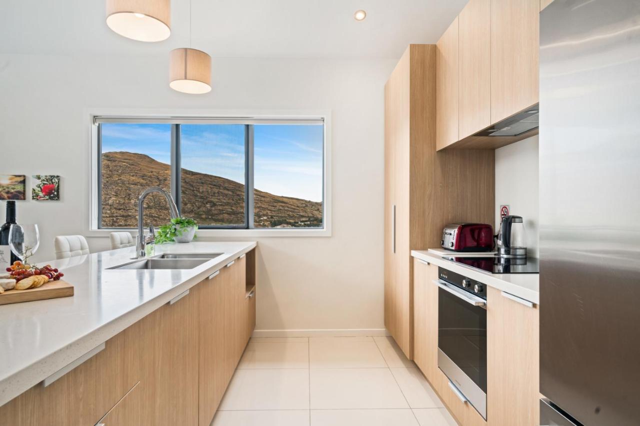 Lakeview Retreat - Queenstown Holiday Home Exterior foto